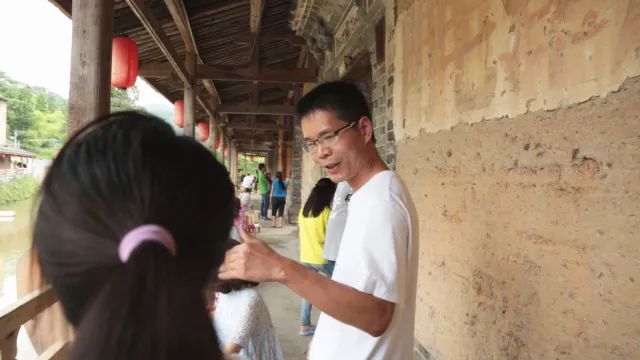 2bfed3d8a1a742939f0ad7a56566a094.jpeg